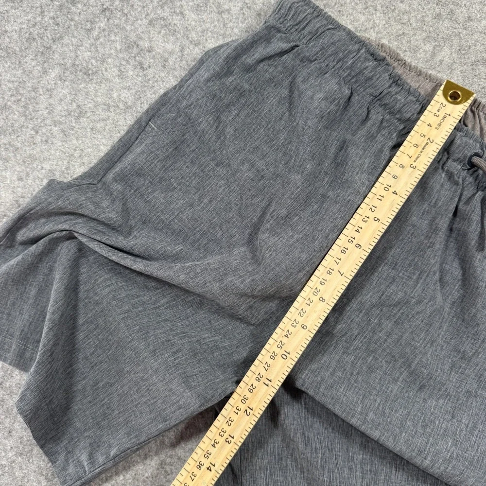 Tommy Bahama Active Shorts XL (14) Gray Heathered Drawstring Polyester Spandex